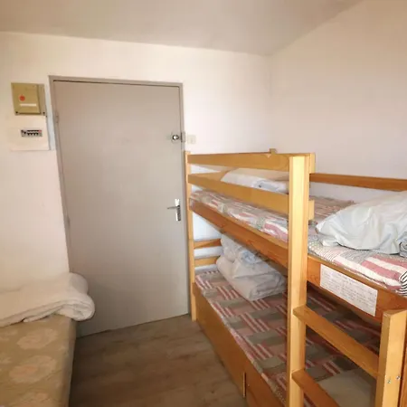 Apartment Avec Terrasse, Piscine Et Parking Securise - Fr-1-307-282 Le Grau-du-Roi